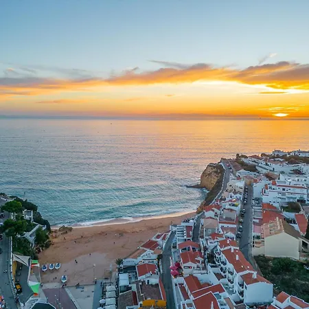 Apartment In Carvoeiro Near Sea Beach *